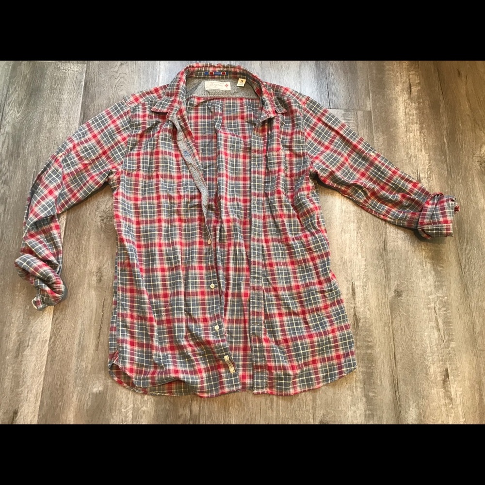 Scotch and soda button up.